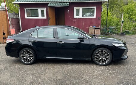 Toyota Camry, 2019 год, 3 095 000 рублей, 6 фотография