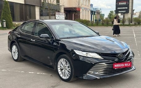 Toyota Camry, 2019 год, 3 095 000 рублей, 9 фотография
