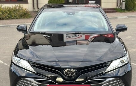 Toyota Camry, 2019 год, 3 095 000 рублей, 8 фотография