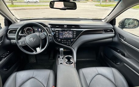 Toyota Camry, 2019 год, 3 095 000 рублей, 22 фотография