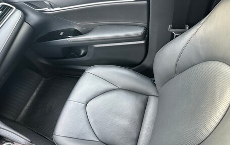 Toyota Camry, 2019 год, 3 095 000 рублей, 21 фотография