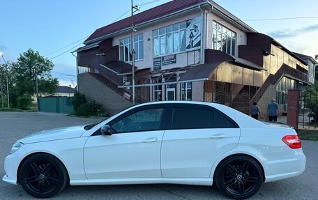 Mercedes-Benz E-Класс, 2012 год, 1 750 000 рублей, 5 фотография