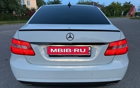 Mercedes-Benz E-Класс, 2012 год, 1 750 000 рублей, 6 фотография