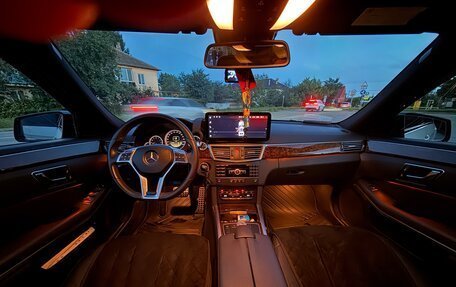 Mercedes-Benz E-Класс, 2012 год, 1 750 000 рублей, 20 фотография