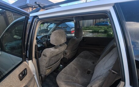 Mitsubishi Chariot III, 1998 год, 390 000 рублей, 12 фотография