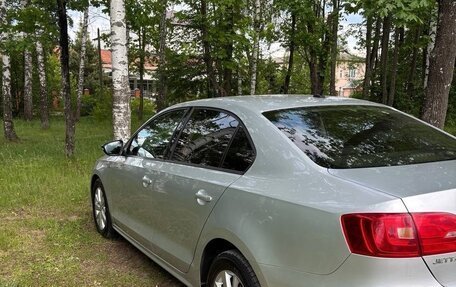 Volkswagen Jetta VI, 2013 год, 1 450 000 рублей, 4 фотография