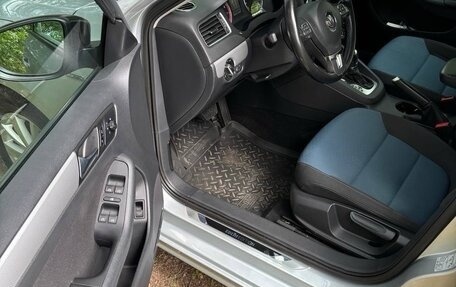 Volkswagen Jetta VI, 2013 год, 1 450 000 рублей, 6 фотография