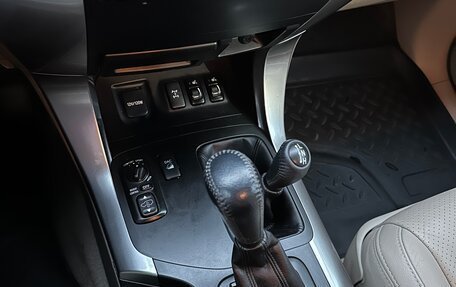 Toyota Land Cruiser Prado 120 рестайлинг, 2008 год, 3 650 000 рублей, 9 фотография