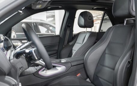 Mercedes-Benz GLE, 2024 год, 16 590 000 рублей, 15 фотография