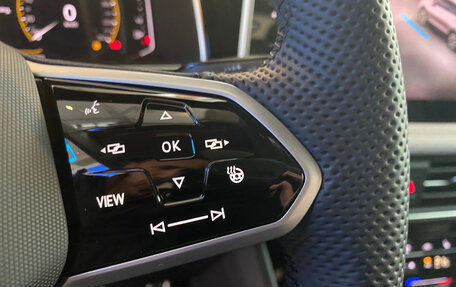 Volkswagen Tiguan II, 2023 год, 6 069 900 рублей, 16 фотография
