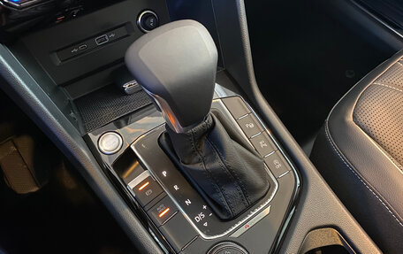 Volkswagen Tiguan II, 2023 год, 6 069 900 рублей, 18 фотография