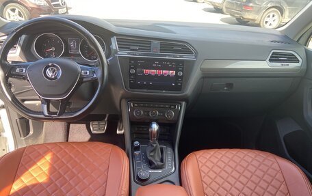 Volkswagen Tiguan II, 2019 год, 2 200 000 рублей, 11 фотография