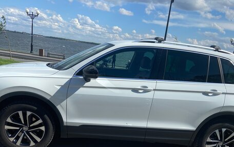 Volkswagen Tiguan II, 2019 год, 2 200 000 рублей, 5 фотография