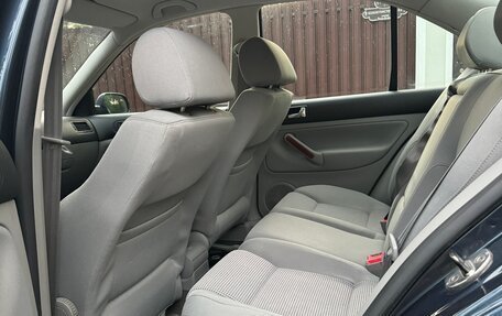 Volkswagen Bora, 2004 год, 1 100 000 рублей, 19 фотография