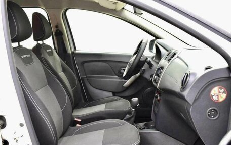 Renault Sandero II рестайлинг, 2022 год, 1 750 000 рублей, 32 фотография
