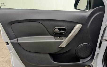 Renault Sandero II рестайлинг, 2022 год, 1 750 000 рублей, 36 фотография