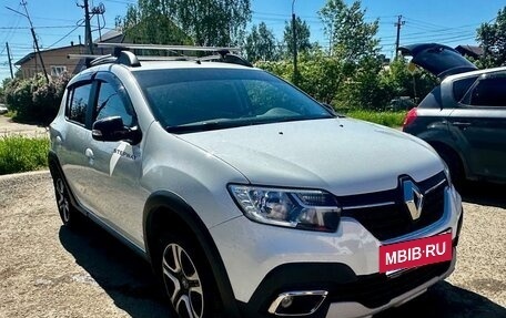 Renault Sandero II рестайлинг, 2022 год, 1 750 000 рублей, 29 фотография