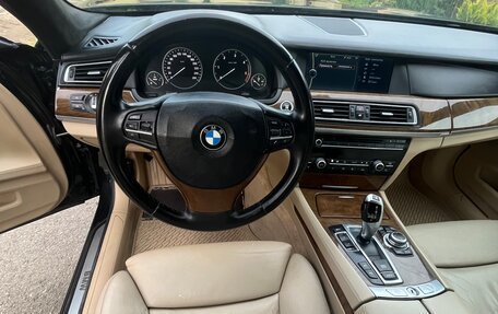BMW 7 серия, 2009 год, 1 700 000 рублей, 8 фотография