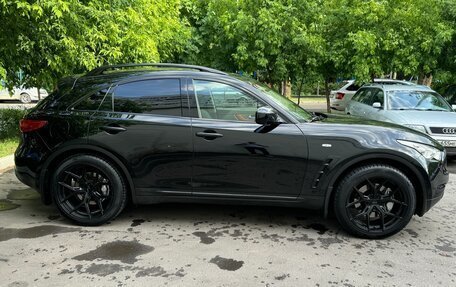 Infiniti QX70, 2016 год, 3 600 000 рублей, 9 фотография