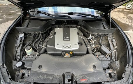 Infiniti QX70, 2016 год, 3 600 000 рублей, 16 фотография