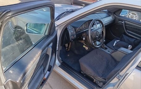 Mercedes-Benz C-Класс, 1994 год, 345 000 рублей, 3 фотография