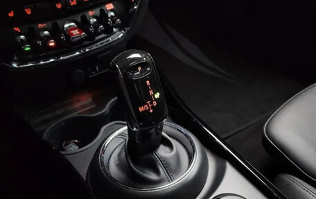 MINI Clubman, 2023 год, 2 700 000 рублей, 9 фотография