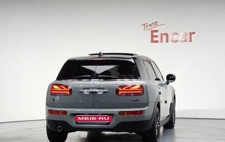 MINI Clubman, 2023 год, 2 700 000 рублей, 4 фотография