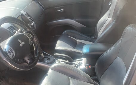 Mitsubishi Outlander III рестайлинг 3, 2010 год, 1 200 000 рублей, 4 фотография