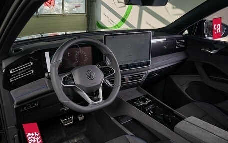 Volkswagen Tiguan, 2024 год, 5 390 000 рублей, 13 фотография