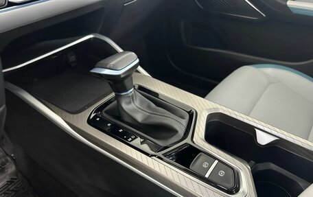 Geely Emgrand, 2023 год, 1 880 000 рублей, 13 фотография