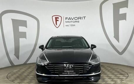 Hyundai Sonata VIII, 2020 год, 2 195 000 рублей, 2 фотография