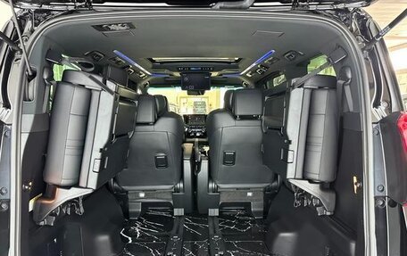 Toyota Alphard III, 2022 год, 9 978 887 рублей, 18 фотография