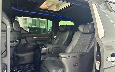 Toyota Alphard III, 2022 год, 9 978 887 рублей, 16 фотография