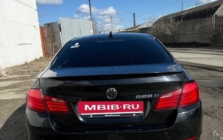 BMW 5 серия, 2011 год, 1 900 000 рублей, 7 фотография
