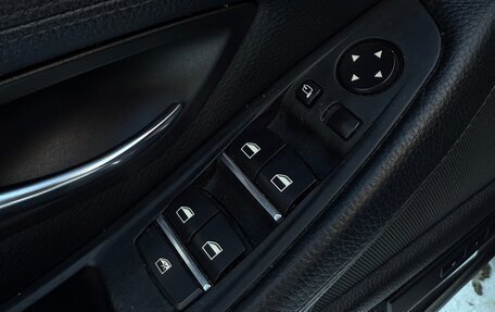 BMW 5 серия, 2011 год, 1 900 000 рублей, 18 фотография