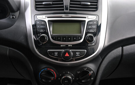 Hyundai Solaris II рестайлинг, 2012 год, 679 000 рублей, 14 фотография