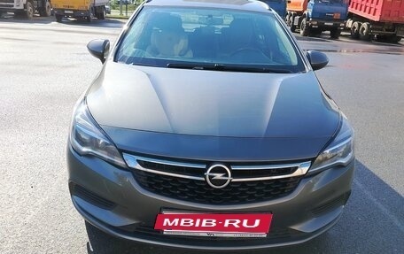 Opel Astra K, 2018 год, 1 495 000 рублей, 10 фотография