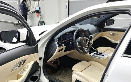 BMW 3 серия, 2022 год, 3 230 000 рублей, 10 фотография