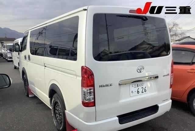 Toyota HiAce, 2023 год, 4 300 000 рублей, 4 фотография