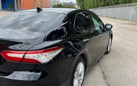 Toyota Camry, 2019 год, 2 900 000 рублей, 4 фотография