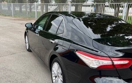 Toyota Camry, 2019 год, 2 900 000 рублей, 6 фотография