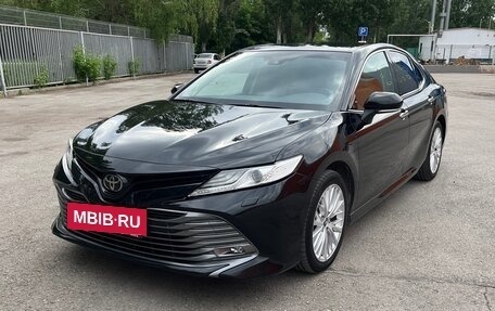 Toyota Camry, 2019 год, 2 900 000 рублей, 2 фотография