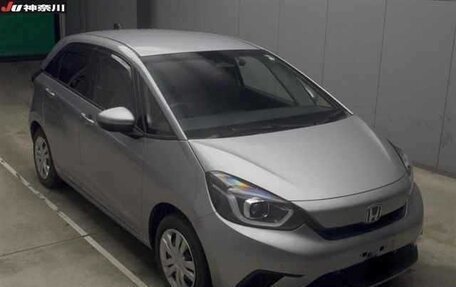 Honda Fit, 2020 год, 990 000 рублей, 2 фотография