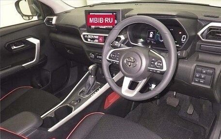 Toyota Raize I, 2020 год, 1 370 000 рублей, 7 фотография