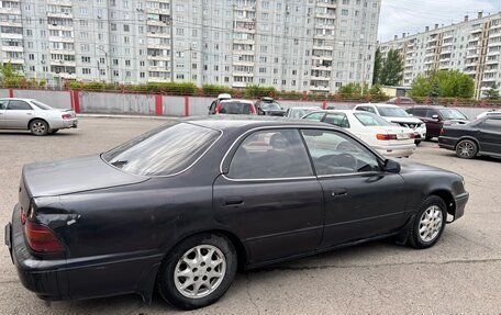 Toyota Vista, 1991 год, 160 000 рублей, 2 фотография