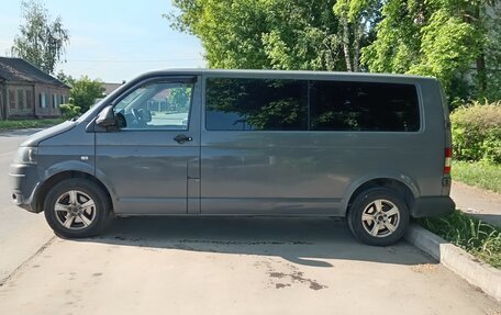 Volkswagen Transporter T5 рестайлинг, 2013 год, 1 450 000 рублей, 2 фотография