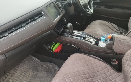 Honda Vezel, 2018 год, 1 890 000 рублей, 13 фотография