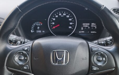 Honda Vezel, 2018 год, 1 890 000 рублей, 34 фотография