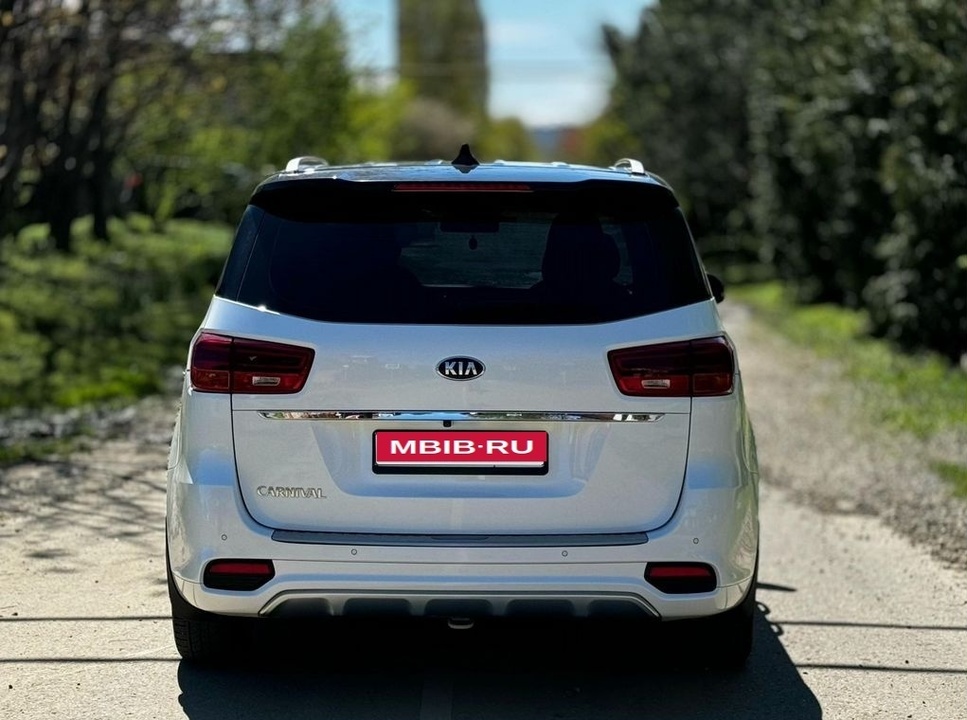 KIA Carnival, 2019 год, 3 150 000 рублей, 6 фотография