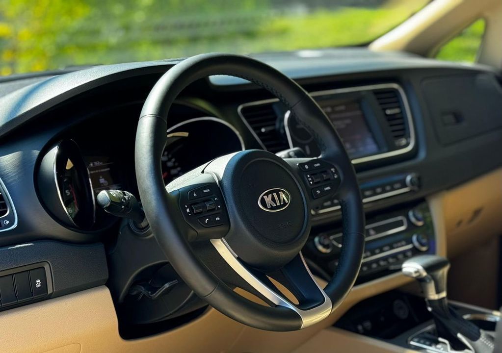 KIA Carnival, 2019 год, 3 150 000 рублей, 13 фотография
